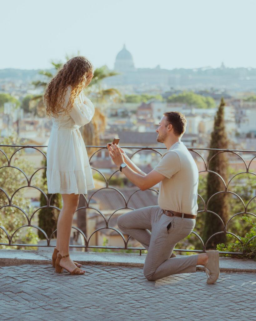 How to Plan the Perfect Surprise Proposal Photoshoot in Rome: A Photographer’s Guide